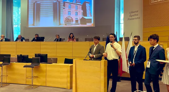 sommet-des-jeunes-2023.jpg