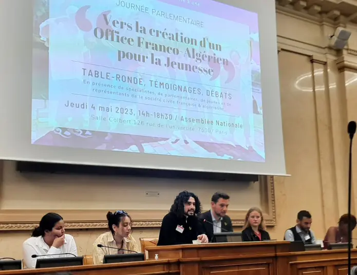 une-rencontre-pour-renforcer-les-echanges-de-jeunes-entre-la-france-et-lalgerie.jpeg