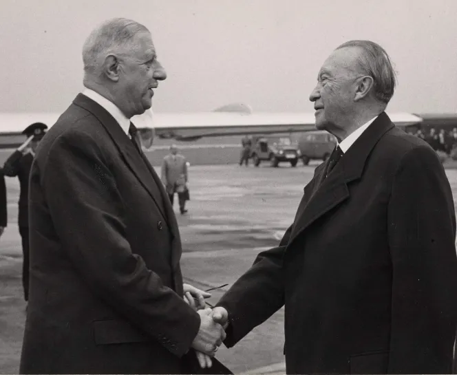 Photo Adenauer-DeGaulle.JPG